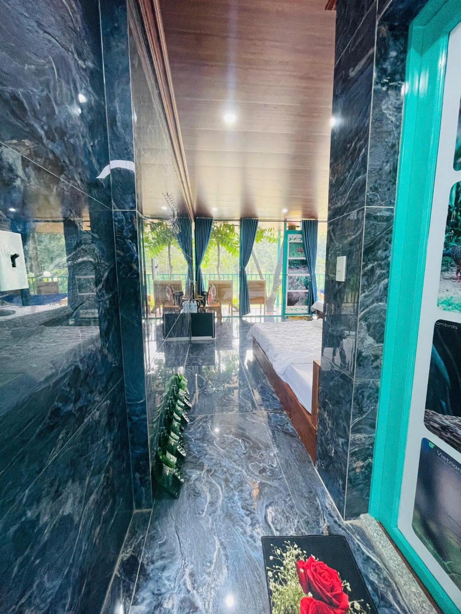 Cat Tien River Lodge Экстерьер фото